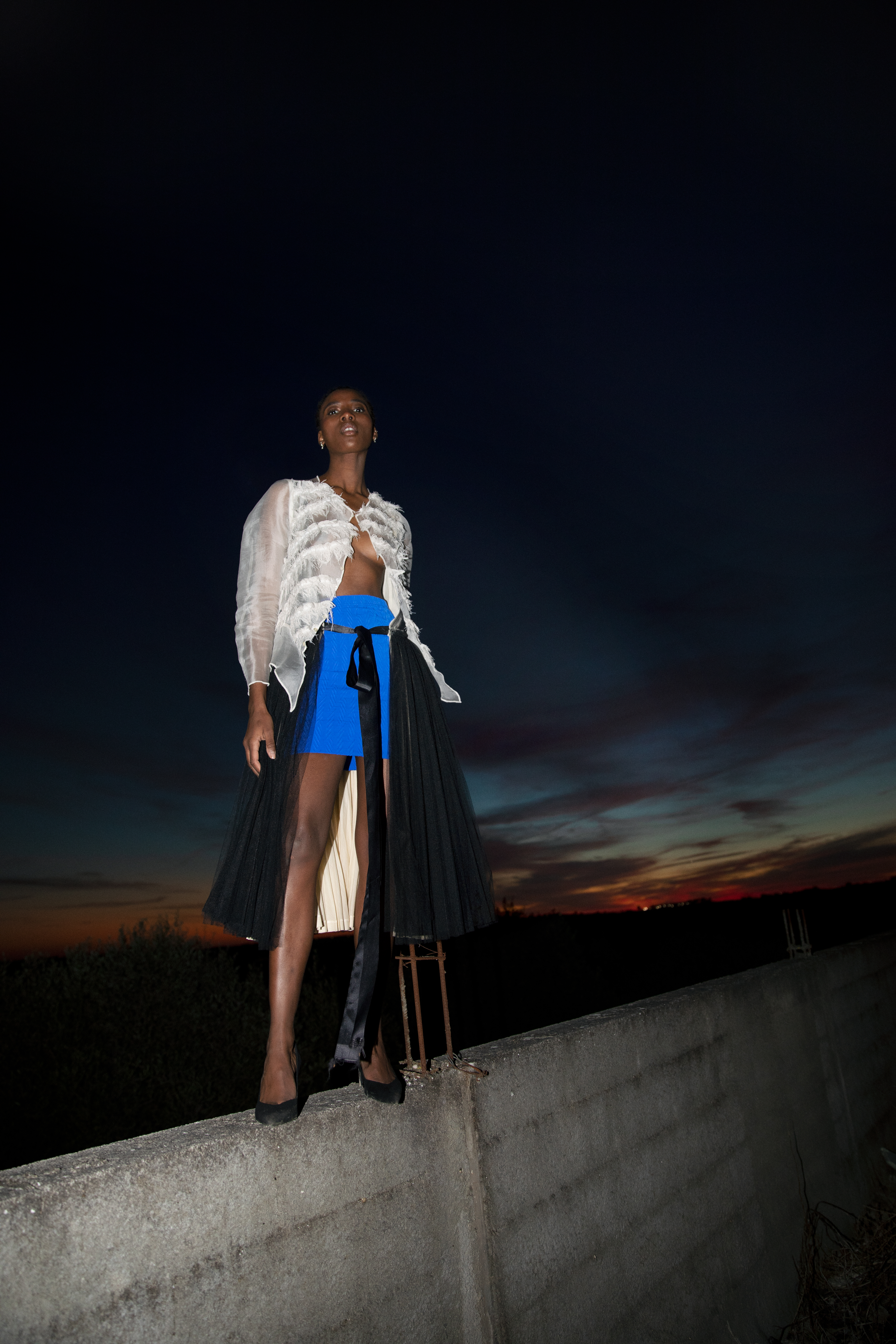 00 MAGAZINE — PENSIVE 5